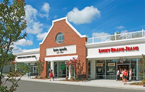 burberry outlet williamsburg va closed